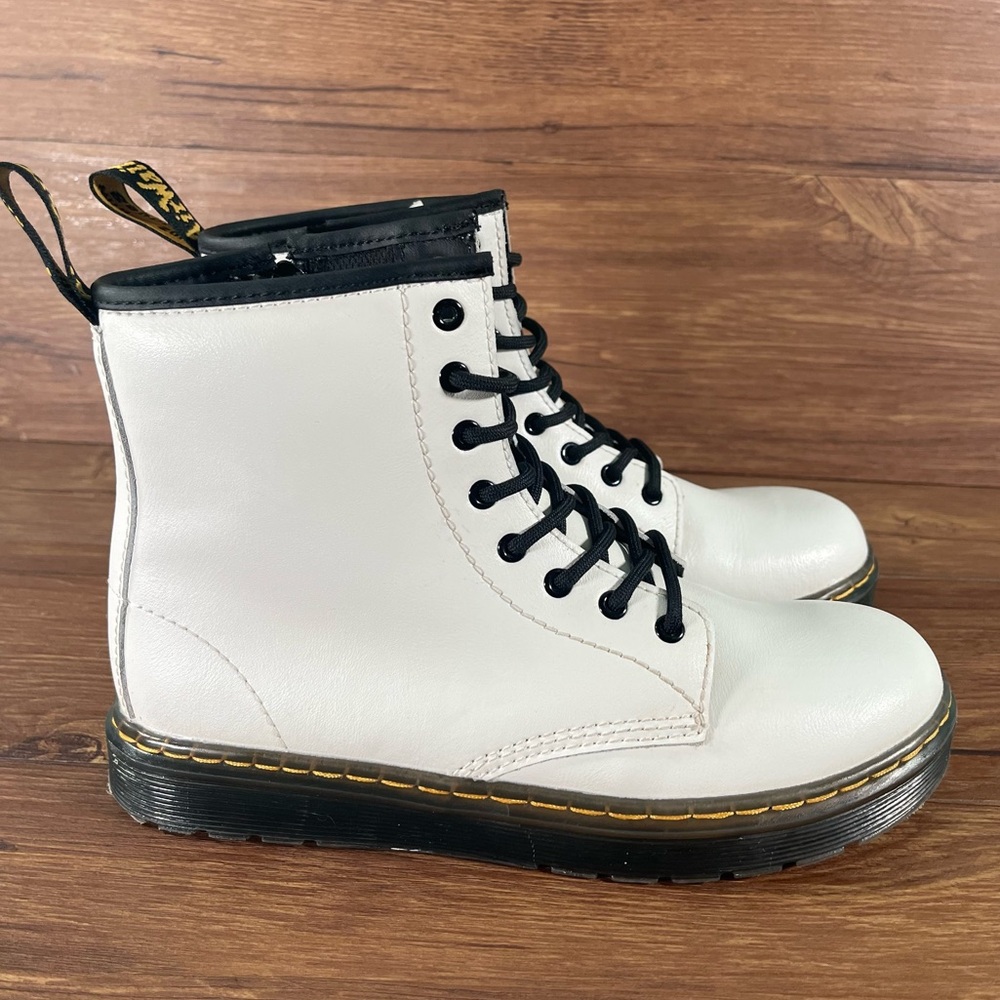 Dr. Martens Docs Zavala White Leather Boots Women’s‎ Size 5 Shoes